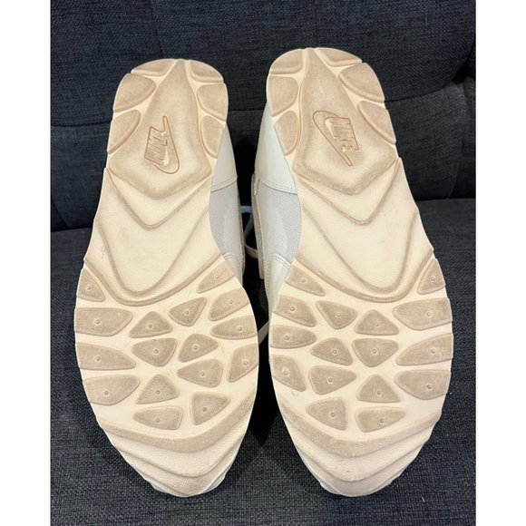 Nike Womens Outburst Size 12 - Picture 6 of 7